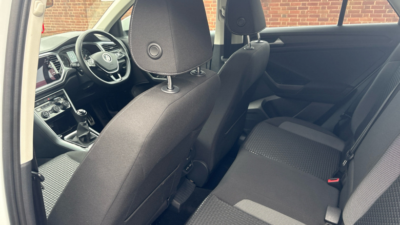 Volkswagen T-Roc 1.0 TSI 110 Active 5dr Petrol Hatchback